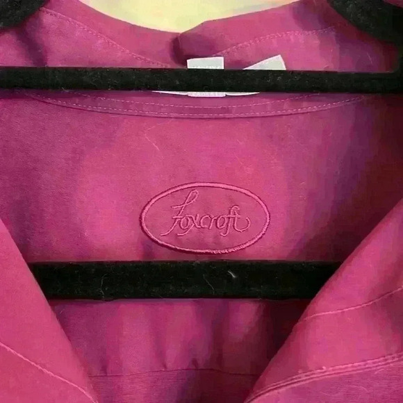 Foxcroft Taylor Essential Non-Iron Blouse Womens 12 P magenta Fitted - Picture 3 of 7